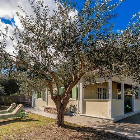 Villa Lito Zóla